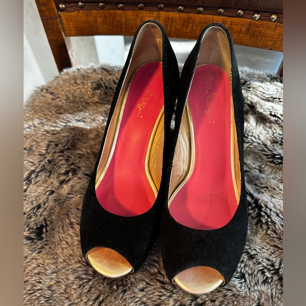 Lilly Pulitzer Suede Peep Toe Wedge Slip On Suede Shoes, Size 8